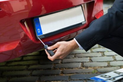 What Are the Steps to Register Your Vehicle in the UK?