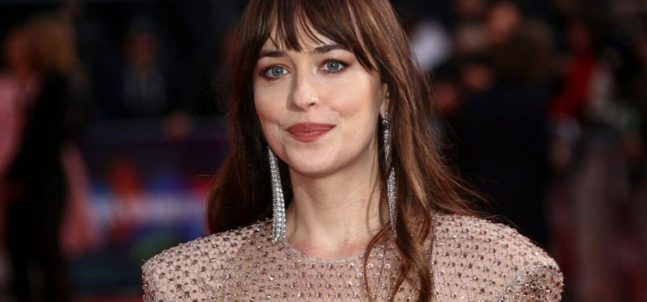 Dakota Johnson Net Worth, Early Life, and Real Estate