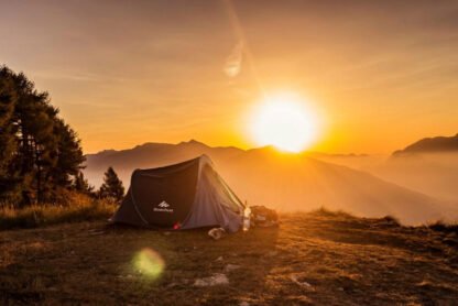 How to make a camping holiday unforgettable and positive. Key basics and selection of special equipment