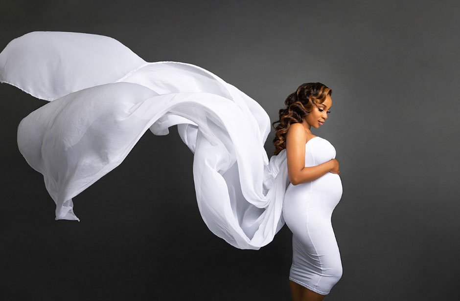 The Best Time to Schedule Your Maternity Photo Session