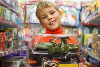 How-to-Become-a-Toy-Wholesaler