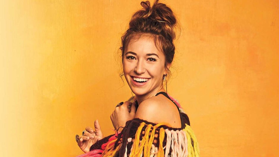 What is the Net Worth of Lauren Daigle?