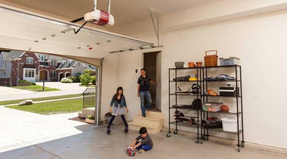 Garage Door Opener Repair Nearby: Guide to Quick and Hassle-Free Fixes