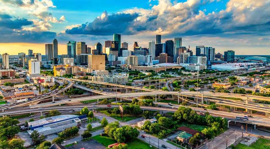 Moving to Houston? Here’s Why New Homes Are a Smart Choice